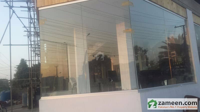 Pakway Plaza - 300 Sq/ft 3 Side Display Shop In Johar Town