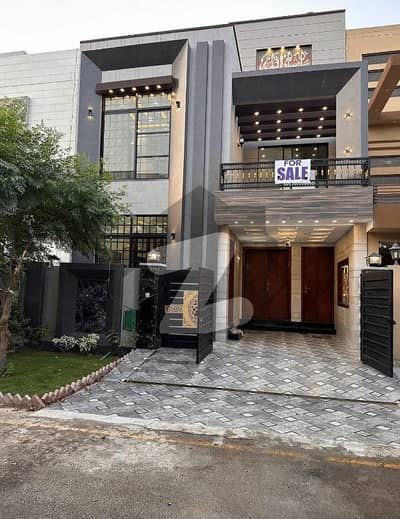5 Marla Ultra Luxury House For Sale In Overseas B Block Sector D Bahria Town Lahore 5 Marla Ultra Luxury House For Sale In Overseas B Block Sector D Bahria Town Lahore