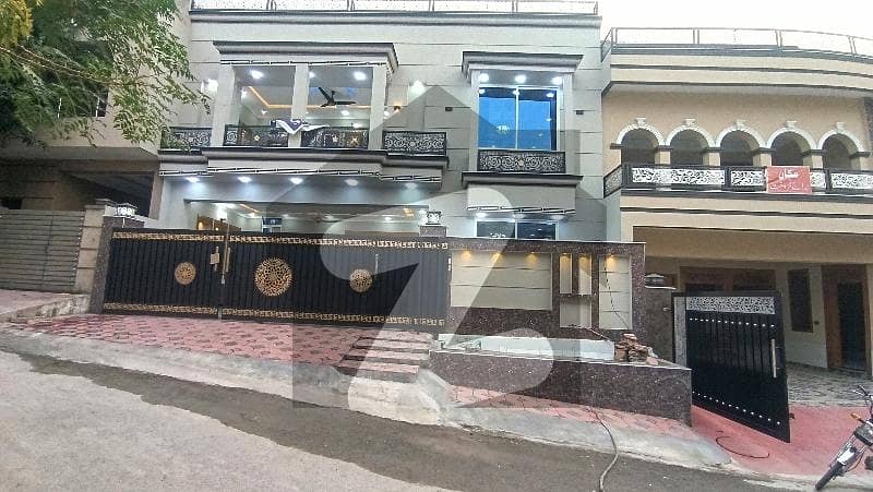 پاکستان ٹاؤن ۔ فیز 2 پاکستان ٹاؤن,اسلام آباد میں 6 کمروں کا 10 مرلہ مکان 4.25 کروڑ میں برائے فروخت۔ پاکستان ٹاؤن ۔ فیز 2 پاکستان ٹاؤن,اسلام آباد میں 6 کمروں کا 10 مرلہ مکان 4.25 کروڑ میں برائے فروخت۔
