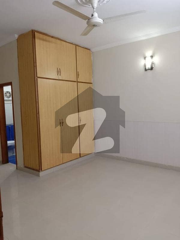 E16/1Roshan Pakistan 10 Marla portion for rent. E16/1Roshan Pakistan 10 Marla portion for rent.