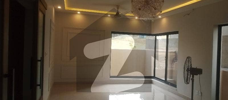 ڈی ایچ اے سیرن سٹی ڈی ایچ اے ڈیفینس,اسلام آباد میں 7 کمروں کا 10 مرلہ مکان 5.2 کروڑ میں برائے فروخت۔ ڈی ایچ اے سیرن سٹی ڈی ایچ اے ڈیفینس,اسلام آباد میں 7 کمروں کا 10 مرلہ مکان 5.2 کروڑ میں برائے فروخت۔