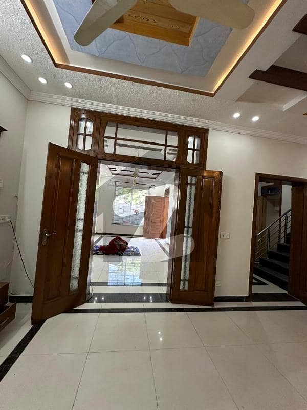 30*60 Used double unit house for sale