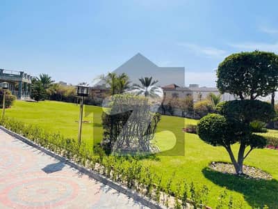 گلبرگ ریزیڈنشیا - ڈی مرکز گلبرگ ریزیڈنشیا,گلبرگ,اسلام آباد میں 1 کنال کمرشل پلاٹ 25.0 کروڑ میں برائے فروخت۔ گلبرگ ریزیڈنشیا - ڈی مرکز گلبرگ ریزیڈنشیا,گلبرگ,اسلام آباد میں 1 کنال کمرشل پلاٹ 25.0 کروڑ میں برائے فروخت۔