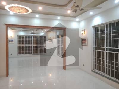 1 KANAL HOUSE FOR SALE IB PHASE 4 BAHRIA ORCHARD