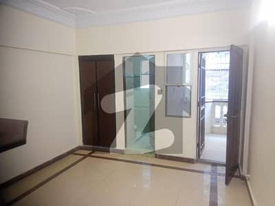 Flat For Sale 3 Bed DD Flat For Sale 3 Bed DD