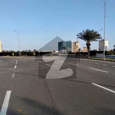 ڈی ایچ اے فیز 8 - بلاک سی ڈی ایچ اے فیز 8,ڈی ایچ اے ڈیفینس,لاہور میں 1 کنال رہائشی پلاٹ 4.8 کروڑ میں برائے فروخت۔