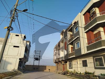 پنجابی سوداگر سوسائٹی فیز 2 سکیم 33 - سیکٹر 50,سکیم 33,کراچی میں 4 کمروں کا 5 مرلہ مکان 2.2 کروڑ میں برائے فروخت۔