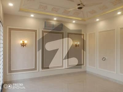 1 Kanal Independent House Like New Available For Rent In Sector E, Nishter Block, Bahria Town Lahore