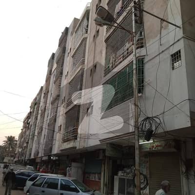 گلشنِ اقبال - بلاک 7 گلشنِ اقبال,گلشنِ اقبال ٹاؤن,کراچی میں 3 کمروں کا 5 مرلہ فلیٹ 1.25 کروڑ میں برائے فروخت۔