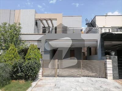 10 Marla House Is Available For sale In Divine Gardens