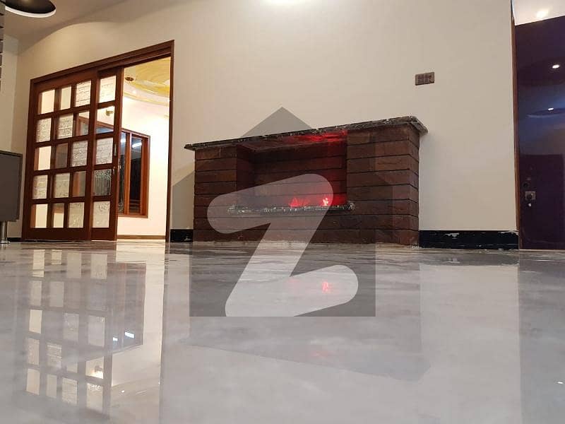 400 sq yard 1st floor 400 sq yard 1st floor