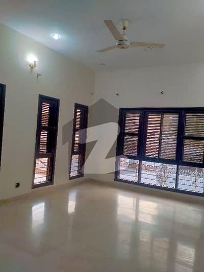 400 yards west open House 7 bed d. d Available for sale in Gulistan e jauhar block 3 400 yards west open House 7 bed d. d Available for sale in Gulistan e jauhar block 3