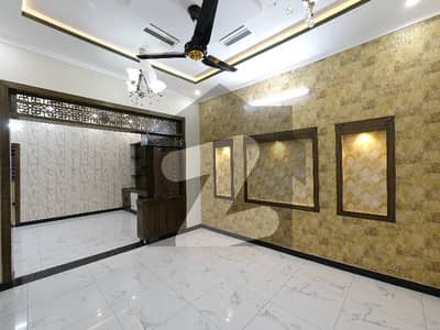 ائیرپورٹ ہاؤسنگ سوسائٹی - سیکٹر 1 ائیرپورٹ ہاؤسنگ سوسائٹی,راولپنڈی میں 5 کمروں کا 6 مرلہ مکان 2.25 کروڑ میں برائے فروخت۔