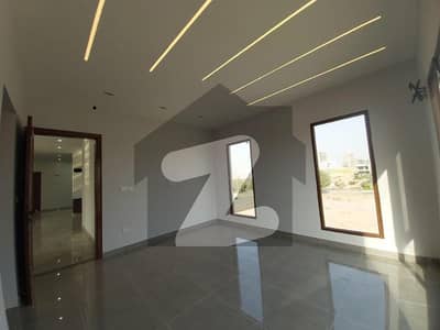 500sq Yd Luxury Villa FOR SALE. 2km From Entrance Of BTK. 6 Bed DDL 2 Kitchens