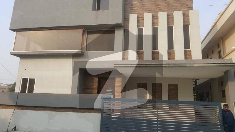 E-11 Dubble Road 3 Story kanal House for Sale