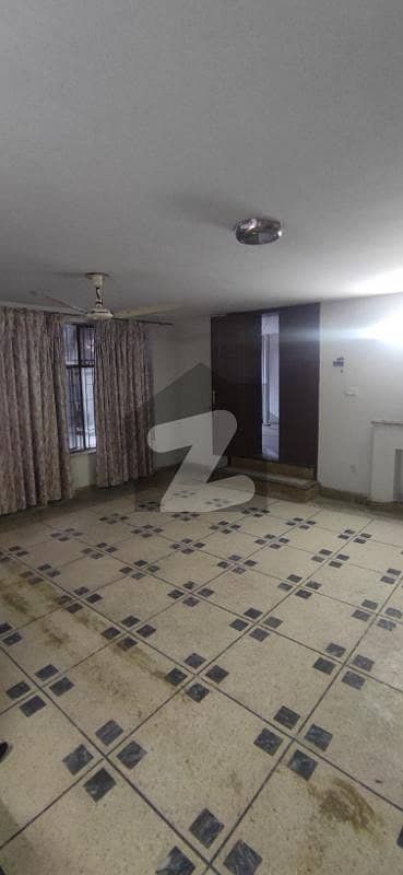 3 rooms open basement with seperate gate