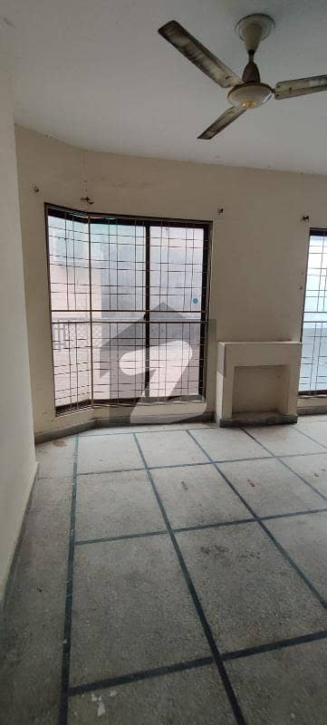 Full house for rent in peco road near pindi stop Full house for rent in peco road near pindi stop
