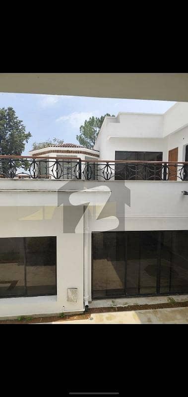 Prime Location Beautiful 5 Bedroom House Prime Location Beautiful 5 Bedroom House