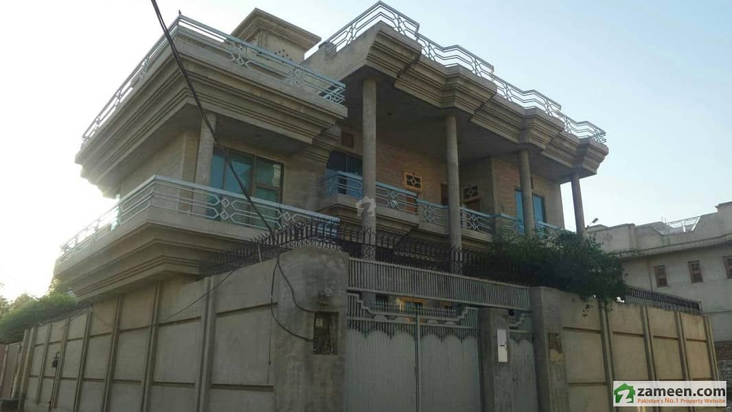 Corner Double Story House Upper Portion Available For Rent At Faisal Colony Okara