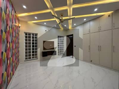 10 Marla Upper Portion Available For Rent In Shaheen Block Bahria Town Lahore 10 Marla Upper Portion Available For Rent In Shaheen Block Bahria Town Lahore