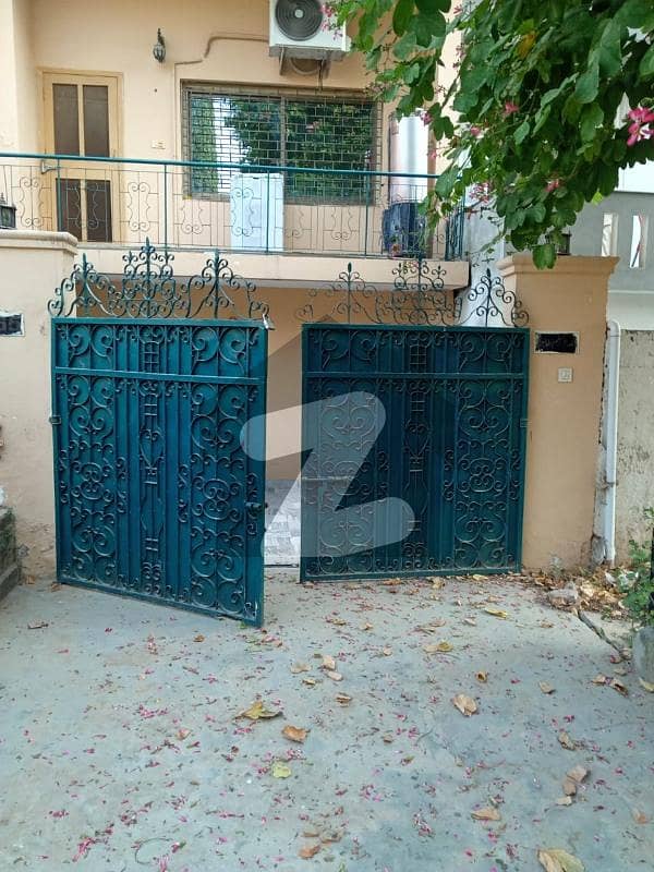 جی ۔ 8/1 جی ۔ 8,اسلام آباد میں 2 کمروں کا 7 مرلہ زیریں پورشن 70.0 ہزار میں کرایہ پر دستیاب ہے۔ جی ۔ 8/1 جی ۔ 8,اسلام آباد میں 2 کمروں کا 7 مرلہ زیریں پورشن 70.0 ہزار میں کرایہ پر دستیاب ہے۔