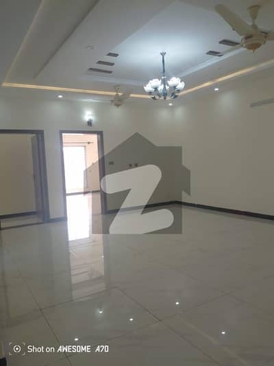 10 Marla Neat And Clean For Rent
