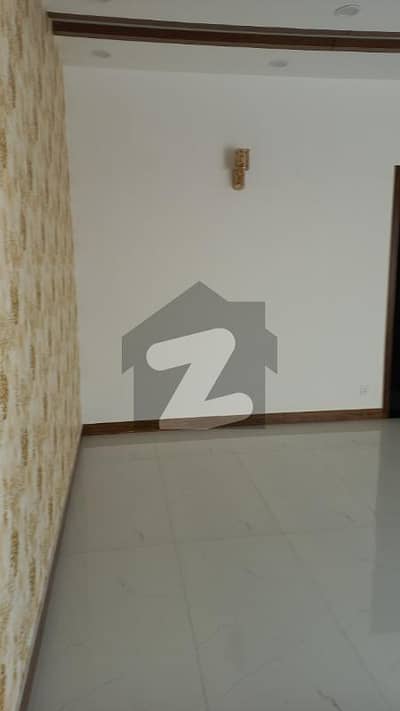 4 MARLA COMMERICAL FLOORS AVAILABLE FOR RENT IN DHA LAHORE