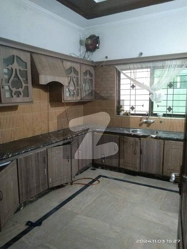 10 Marla House For Rent In Johar Town