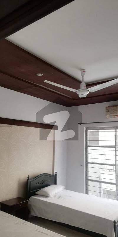 ڈی ایچ اے فیز 4 - بلاک ڈیڈی فیز 4,ڈیفنس (ڈی ایچ اے),لاہور میں 4 کمروں کا 10 مرلہ مکان 1.5 لاکھ میں کرایہ پر دستیاب ہے۔ ڈی ایچ اے فیز 4 - بلاک ڈیڈی فیز 4,ڈیفنس (ڈی ایچ اے),لاہور میں 4 کمروں کا 10 مرلہ مکان 1.5 لاکھ میں کرایہ پر دستیاب ہے۔