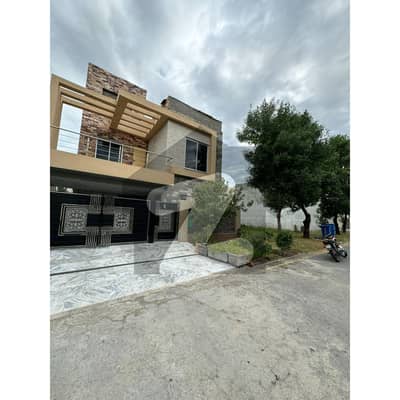 5 Marla Brand New House Available For Rent In Bahria Orchard