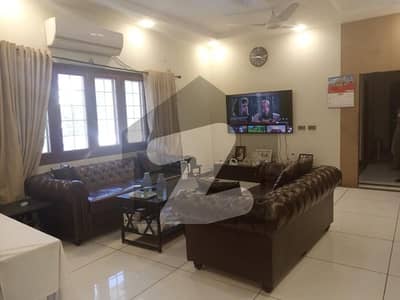 ڈی ایچ اے فیز 6 ڈی ایچ اے ڈیفینس,کراچی میں 6 کمروں کا 1 کنال مکان 10.8 کروڑ میں برائے فروخت۔