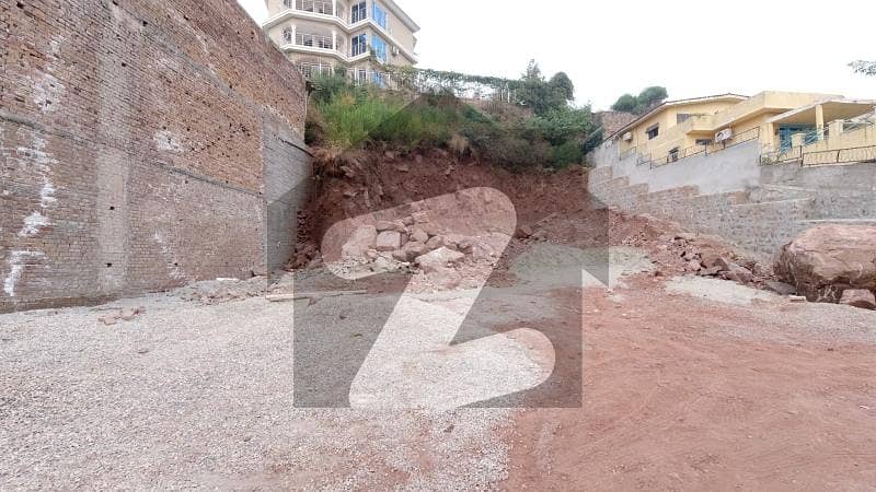 30 MARLA PLOT FOR SALE ON PRIME LOCATION 30 MARLA PLOT FOR SALE ON PRIME LOCATION