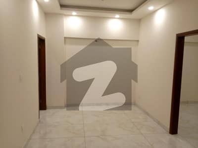 Rahat Commercial 3 Bedrooms Brand New Apparent