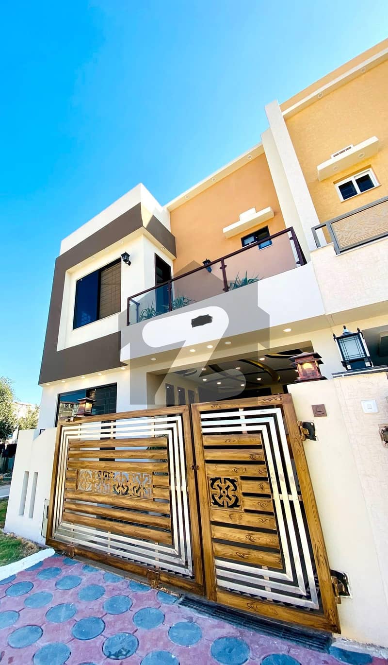 5 Marla Corner Brand New House For Sale 5 Marla Corner Brand New House For Sale