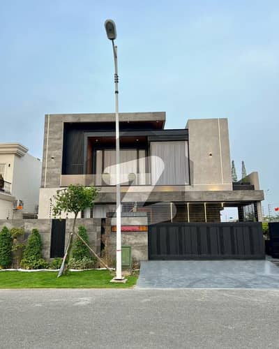 بحریہ ٹاؤن فیز 8 بحریہ ٹاؤن راولپنڈی,راولپنڈی میں 10 مرلہ مکان 1.0 لاکھ میں کرایہ پر دستیاب ہے۔