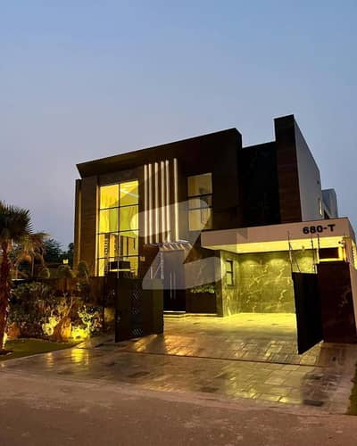 بحریہ ٹاؤن فیز 8 بحریہ ٹاؤن راولپنڈی,راولپنڈی میں 10 مرلہ مکان 1.0 لاکھ میں کرایہ پر دستیاب ہے۔