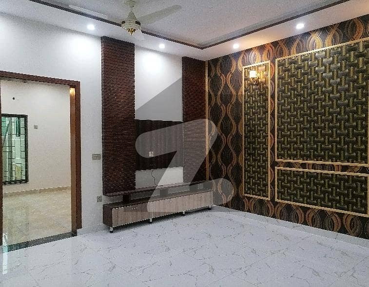 پی جی ای سی ایچ ایس فیز 1 پنجاب گورنمنٹ ایمپلائیز سوسائٹی,لاہور میں 4 کمروں کا 1 کنال مکان 3.2 لاکھ میں کرایہ پر دستیاب ہے۔ پی جی ای سی ایچ ایس فیز 1 پنجاب گورنمنٹ ایمپلائیز سوسائٹی,لاہور میں 4 کمروں کا 1 کنال مکان 3.2 لاکھ میں کرایہ پر دستیاب ہے۔