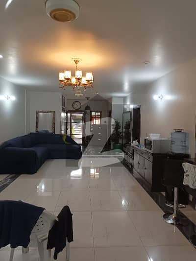 FIRST FLOOR PORTION AVAILABLE FOR SALE IN HILL PARK 4 BED D/D LOUNGE WITH 1 CAR PARKING CONSTRUCTION IN 450 SQ YARDS FIRST FLOOR PORTION AVAILABLE FOR SALE IN HILL PARK 4 BED D/D LOUNGE WITH 1 CAR PARKING CONSTRUCTION IN 450 SQ YARDS