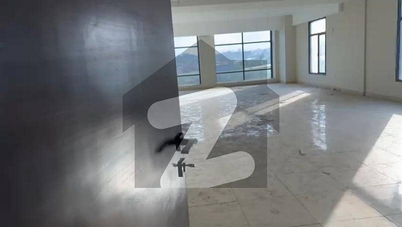 Spacious Office For Rent Spacious Office For Rent