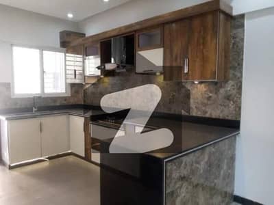 یونیورسٹی روڈ کراچی میں 4 کمروں کا 10 مرلہ فلیٹ 3.45 کروڑ میں برائے فروخت۔