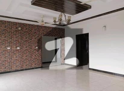 Flat Of 12 Marla In Askari 11 - Sector B Apartments For sale