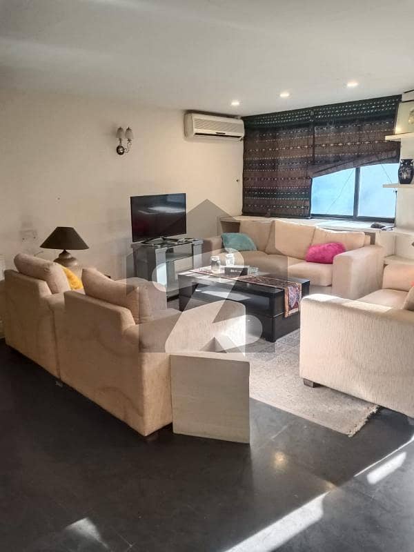 Beautiful Fully Furnished 2 Bedroom Apartments Beautiful Fully Furnished 2 Bedroom Apartments
