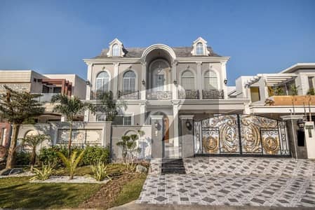 ایڈن سٹی - بلاک اے ایڈن سٹی,ایڈن,لاہور میں 5 کمروں کا 1 کنال مکان 6.5 کروڑ میں برائے فروخت۔