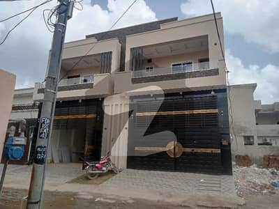 فاروق کالونی سرگودھا میں 4 کمروں کا 5 مرلہ مکان 2.25 کروڑ میں برائے فروخت۔