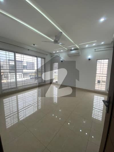 1 Kanal Upper Portion For Rent In Eden City - Lower Portion Lock