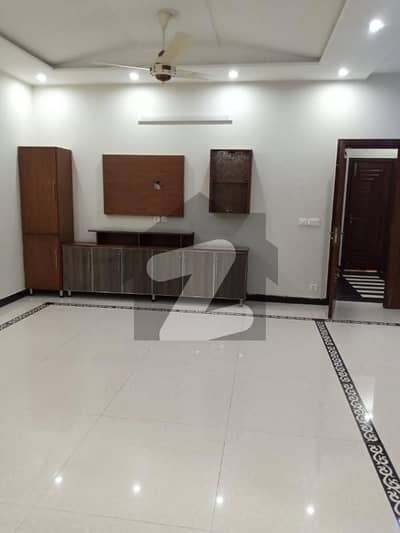 10 Marla Double Storey House For silent office for Rent Allama Iqbal Town Lahore