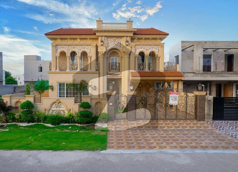 NEAR DOLMEN MALL LUXURY VILLA NEAR DOLMEN MALL LUXURY VILLA