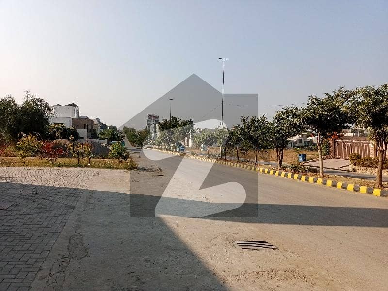 Heightened Plot On 40 Feet Wide Road Heightened Plot On 40 Feet Wide Road