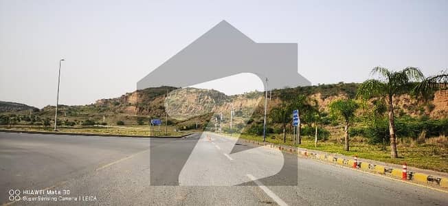 ڈی ایچ اے فیز 3 ۔ بلاک ایف ڈی ایچ اے ڈیفینس فیز 3,ڈی ایچ اے ڈیفینس,اسلام آباد میں 1 کنال رہائشی پلاٹ 1.85 کروڑ میں برائے فروخت۔