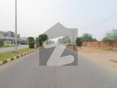 Main 100ft Road 8 Kanal Commercial Plot For Sale At Prime Location Paragon City Pvt Limited Barki Road Lahore.